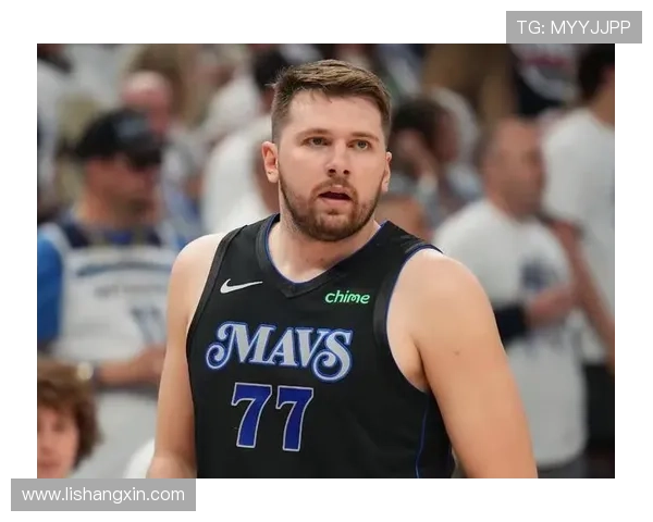 [NBA]东契奇单打祖巴茨 撤步三分出手强势命中.